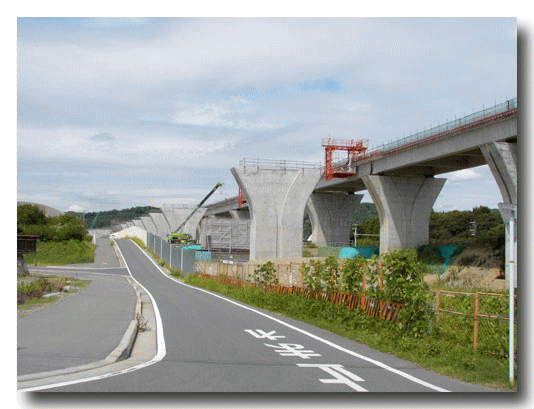 下り線の橋台工事がすすむ!